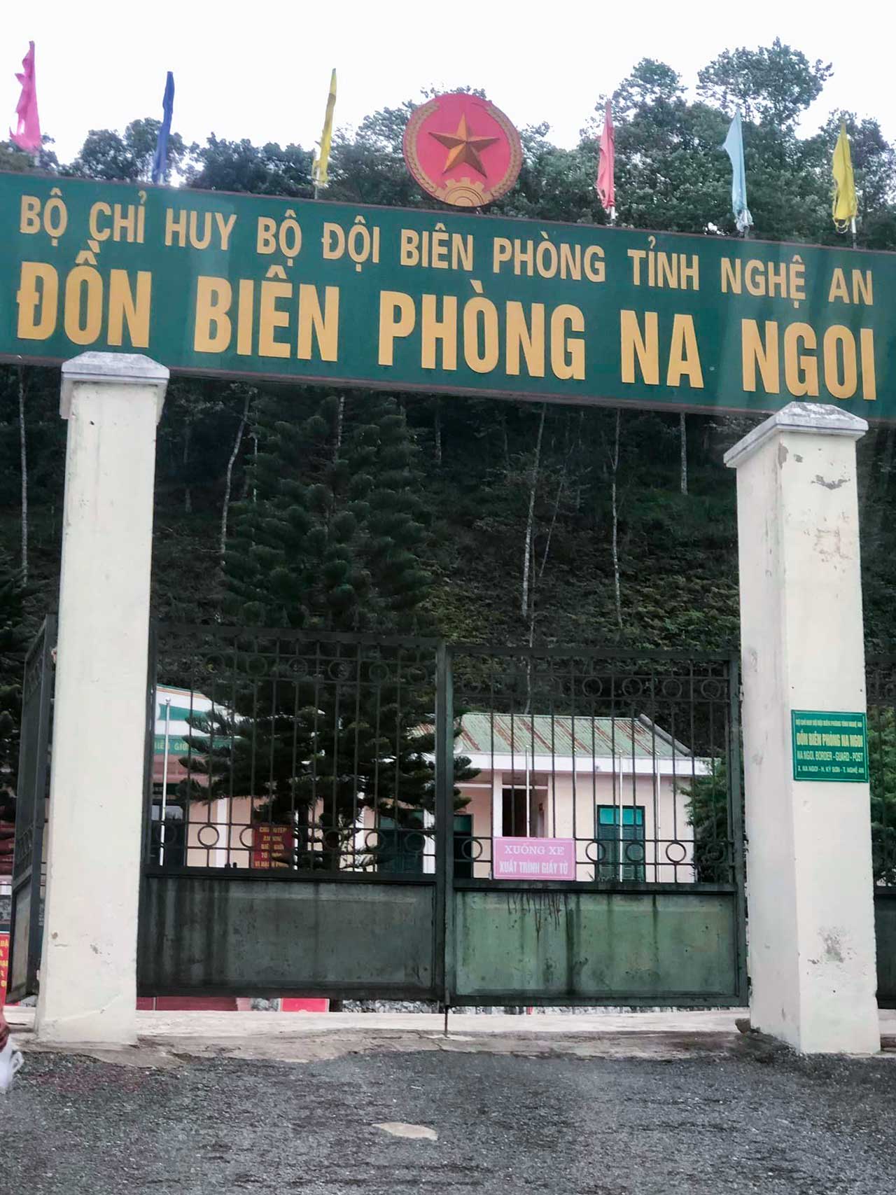 don-bien-phong-na-ngoi-nghe-an