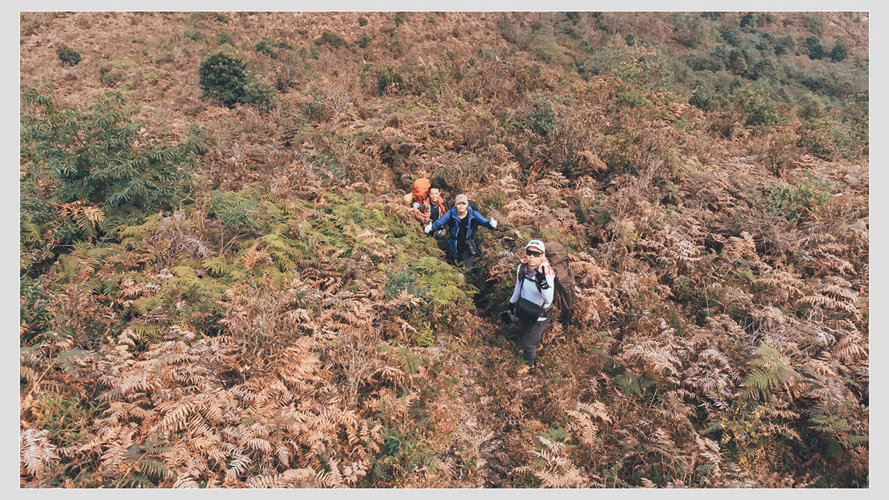 duong-trekking-nui-ga-trong-con-kha-ram-rap