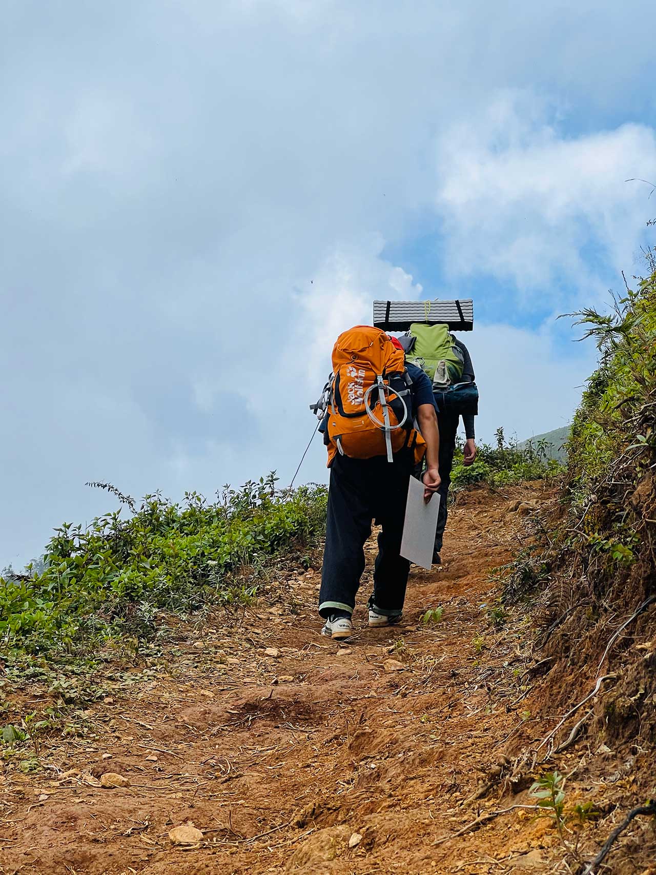 dia-hinh-doc-trekking-ta-chi-nhu-yen-bai