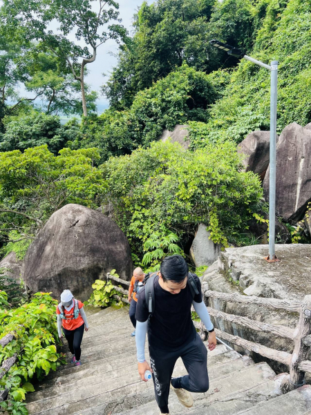 Trải nghiệm tuyệt vời cung đường Ống Nước Núi Bà Đen