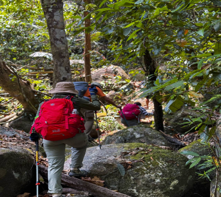  KINH NGHIỆM TỪ A ĐẾN Z CÁC BẠN NEWBIE NÊN MANG GÌ TRONG BALO CHO CHUYẾN TOUR  2 NGÀY 1 ĐÊM.  