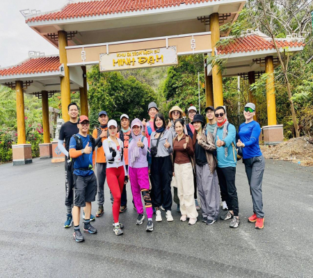 Cuối tuần hiking nhẹ nhàng núi Minh Đạm